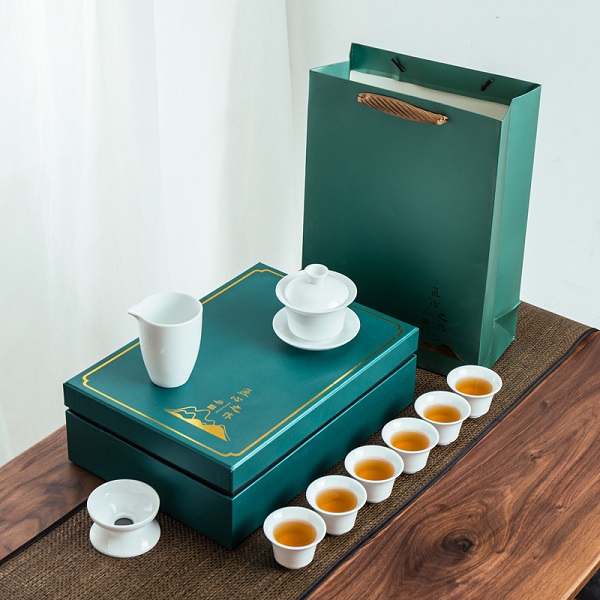 德化白瓷功夫茶具套装整套家用陶瓷盖碗茶杯商务活动礼品定制LOGO